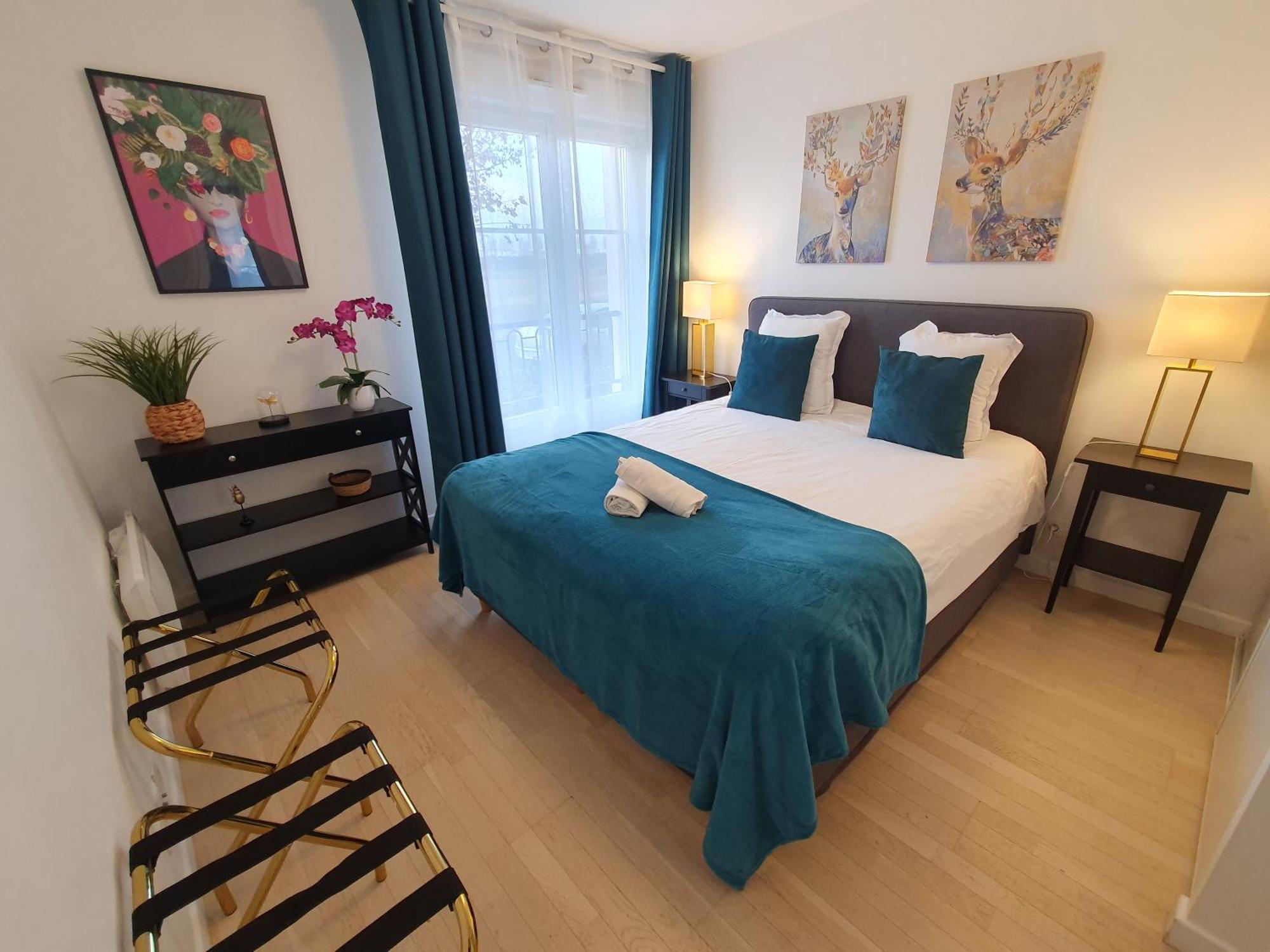 Disneyland Residence Bmyguest 塞里斯 外观 照片